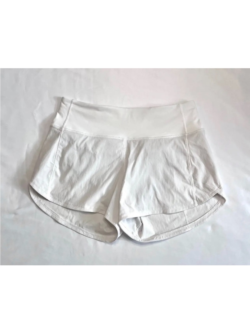 Bulk Lulu Shorts (3 Pack) - Speed Up Mid-Rise Short, Long *4" - All Size 6 - Picture 9 of 10